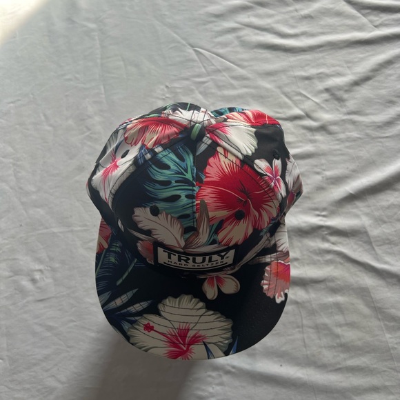 Truly Hard Seltzer Flat bill SnapBack - Picture 2 of 4